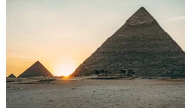 الأهرامات من الداخل